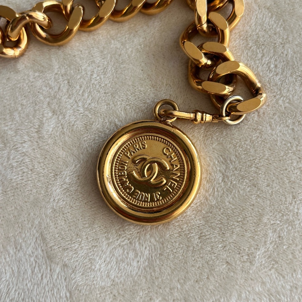 Vintage Chanel Belt - Picture 4 of 6
